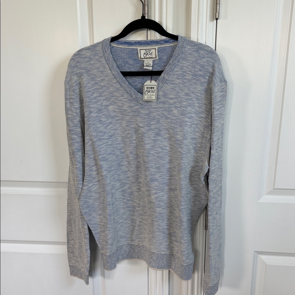 Joseph A Banks Men’s Gray V-Neck Sweater